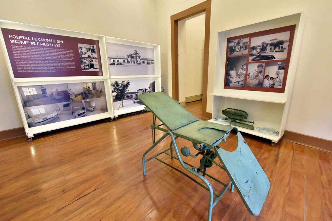 exposicao-patrimonios-culturais-de-jundiai_hospital-são-vicente-de-paulo-compressed