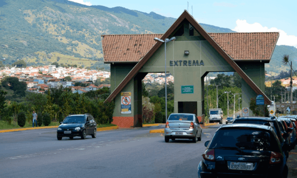 Portal de entrada de Extrema