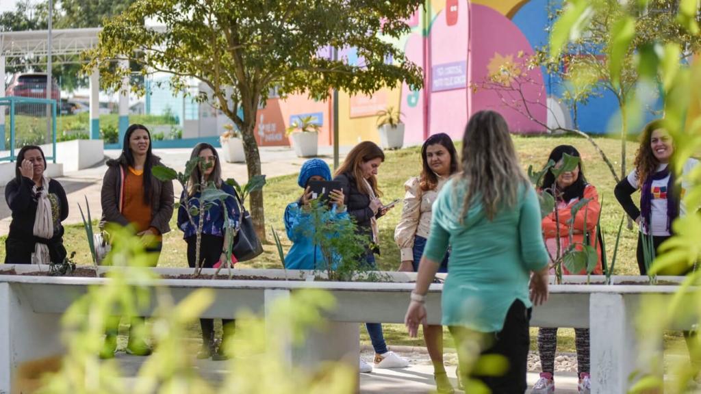 Equipes de Alfenas e Mogi das Cruzes buscam referência em unidades escolares de Jundiaí