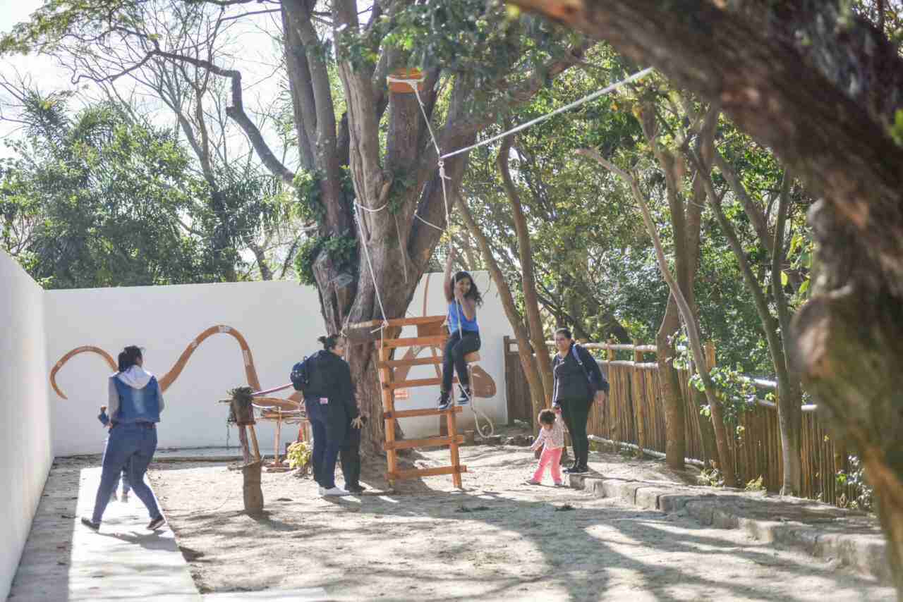 Dentro da Fábrica há ainda o Parque Naturalizado, onde a criançada e suas famílias podem se divertir em contato com a natureza