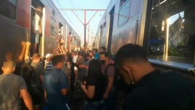 Falha de energia nos trens da linha 7-rubi da CPTM causa tumulto