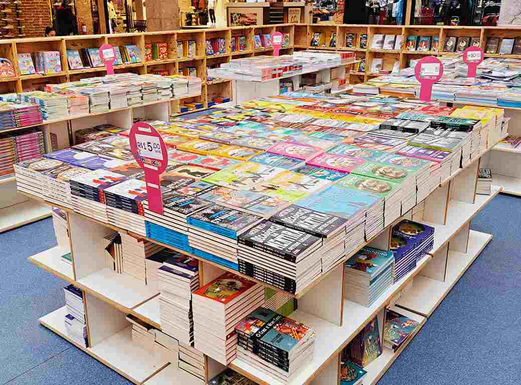 feira-do-livro-Maxi-Shopping