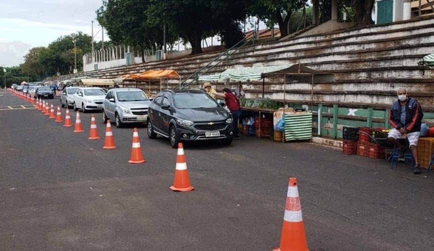 Drive Thru na feira livre