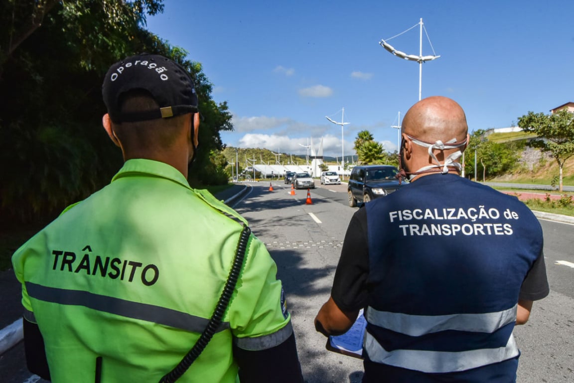 Órgãos públicos fiscalizam transportadores em operação integrada de Jundiaí