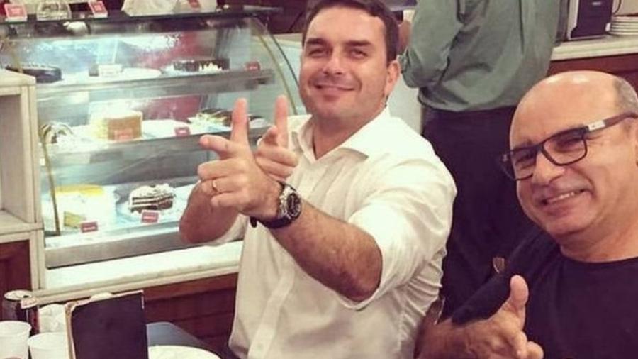 Senador Flávio Bolsonaro e seu ex-assessor, Fabrício Queiroz