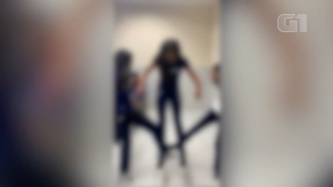 imagem desfocada de parte do vídeo reproduzido