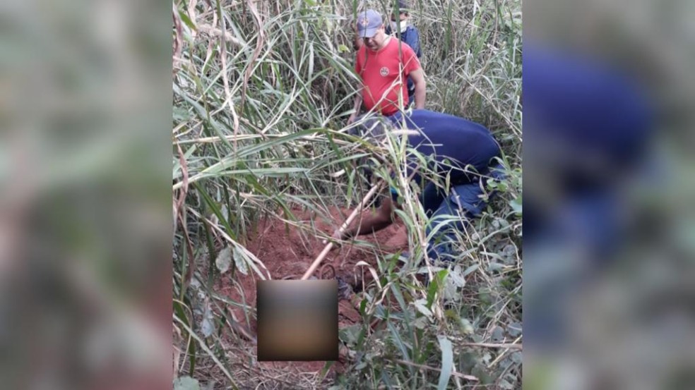 Com a ajuda dos bombeiros, Guarda localizou quatro corpos em valas 