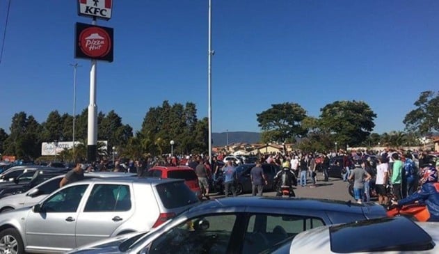 Foto de aglomeração