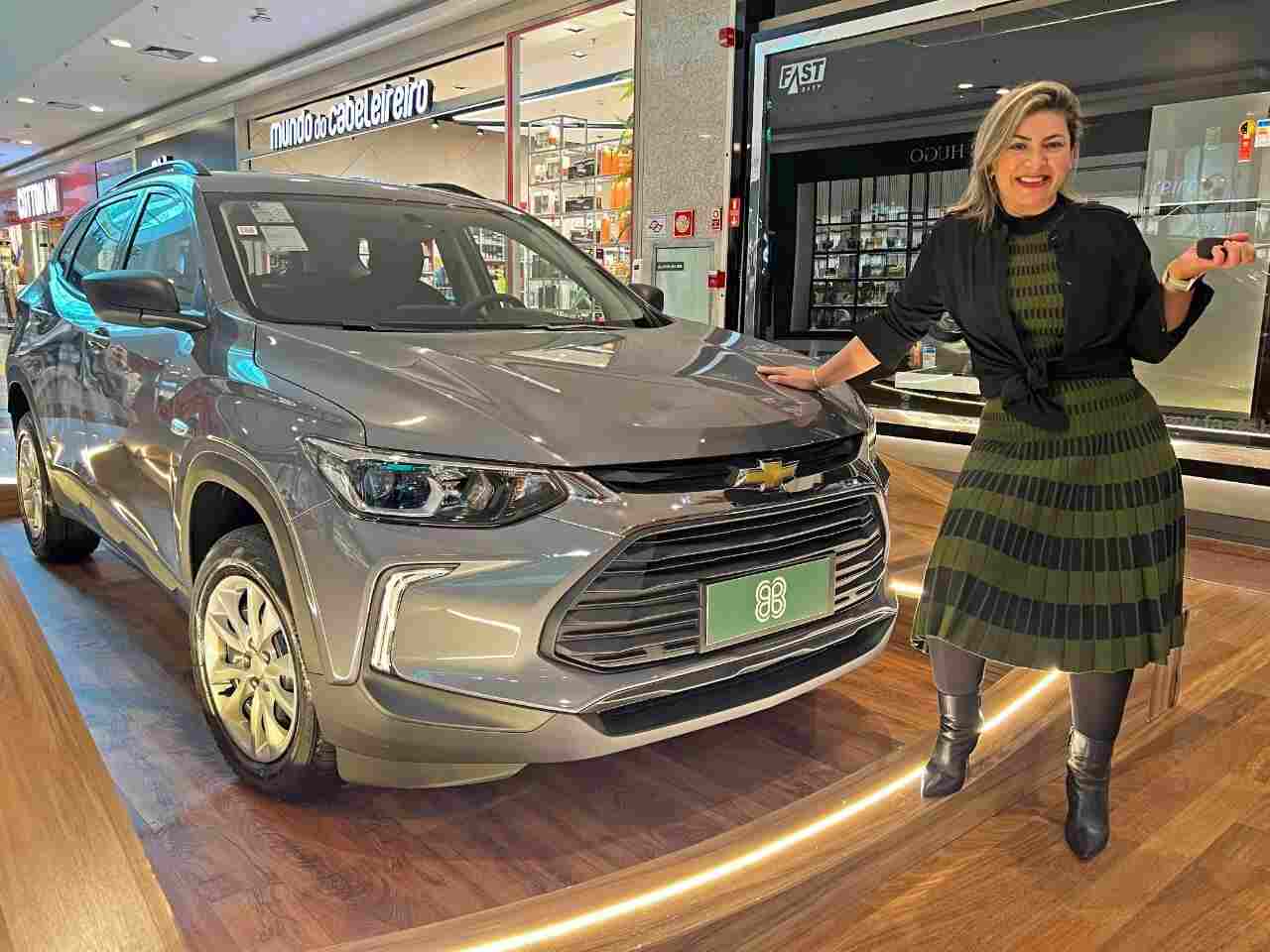 ganhadora do sorteio de dia das mães do Jundiaí Shopping