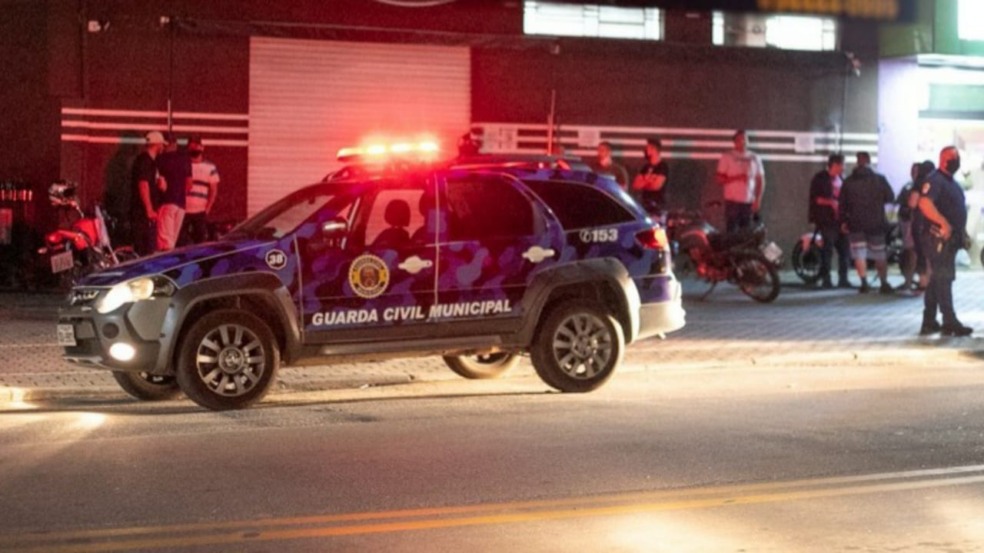 GCM realiza ação sobre riscos da Covid-19 em bairros de Itupeva