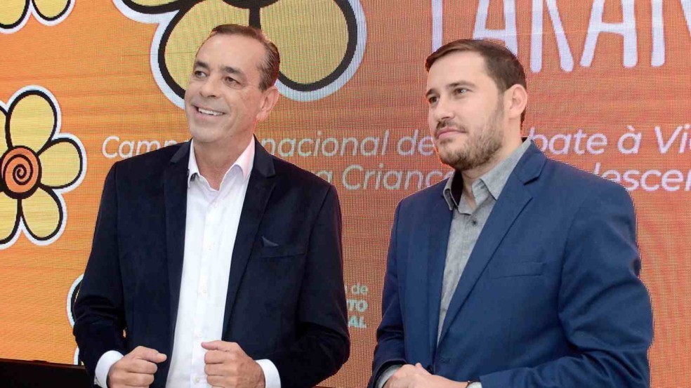 Prefeito e vice-prefeito de Várzea Paulista.