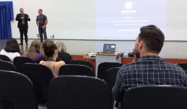 gestor-aloysio-e-moacir-reunião-transportes-escolares-compressed