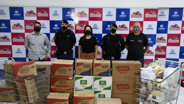 GM de Jundiaí entrega doação de Páscoa ao Fundo Social