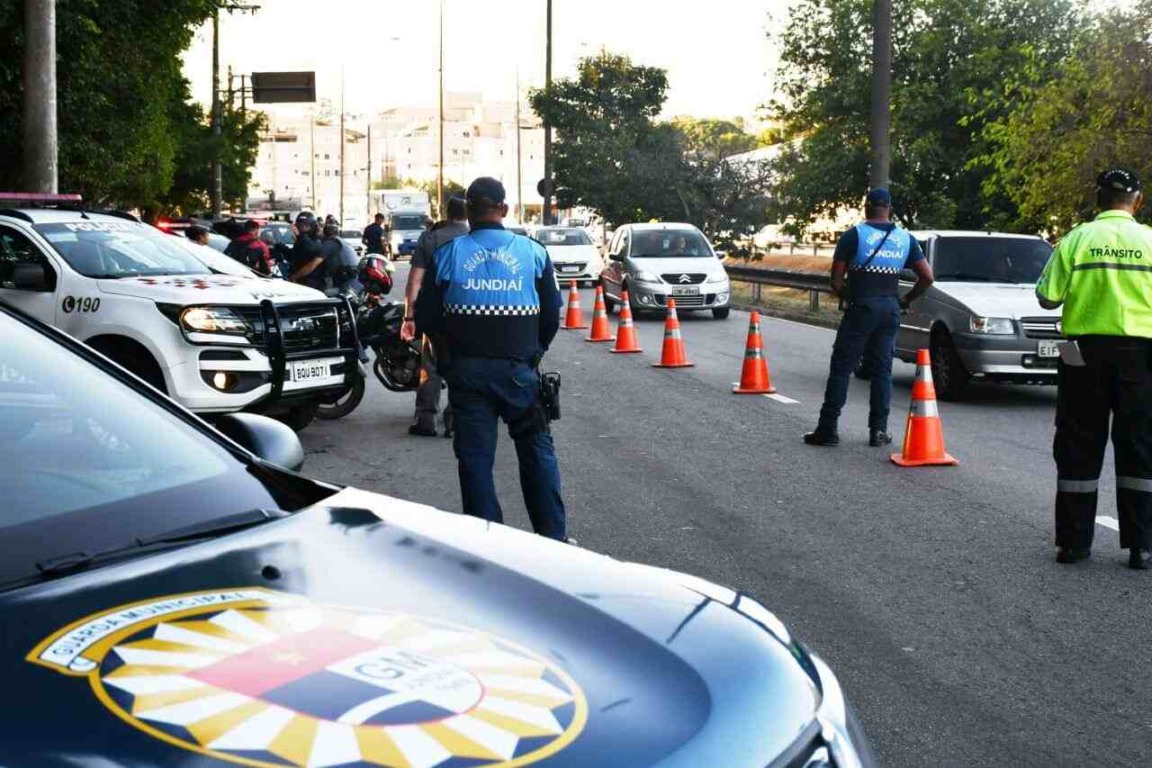 GMJ e Guarda de trânsito em bairros de Jundiaí GMJ e Guarda de trânsito em bairros de Jundiaí