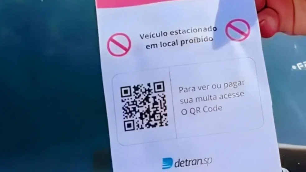 Bilhete simula multa. É fake! Bilhete simula multa. É fake!
