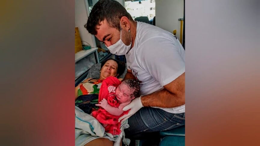 Mulher tem filho em casa. (Foto: Reprodução)