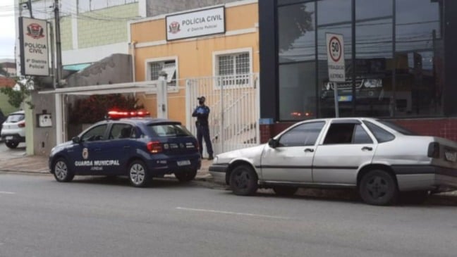 Três carros foram apreendidos pela Guarda Municipal de Jundiaí