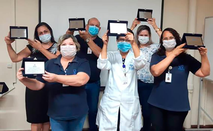 Colaboradores prata da casa do Hospital São Vicente de Paulo. (Foto: Divulgação)