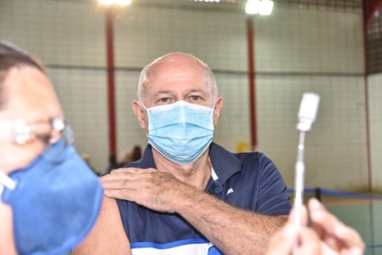 Ministério da Saúde diz que fim da vacinação do grupo prioritário só deve ocorrer em setembro