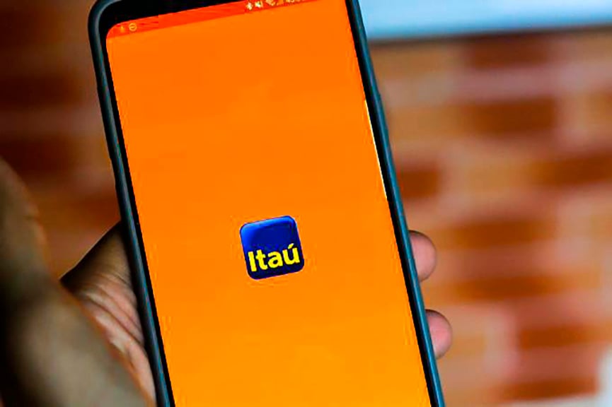 Aplicativo Itaú. ((Lucas Agrela/Site Exame)