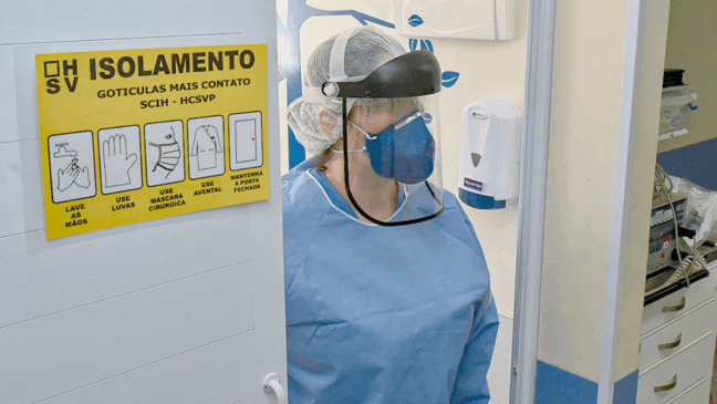 Hospital São Vicente adequa leitos após queda nas internações por Covid-19