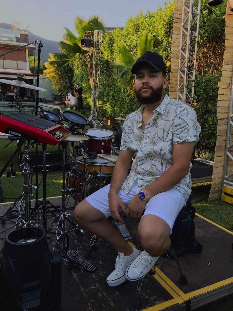 jonathan-gomes-de-almeida-bateria-show-compressed