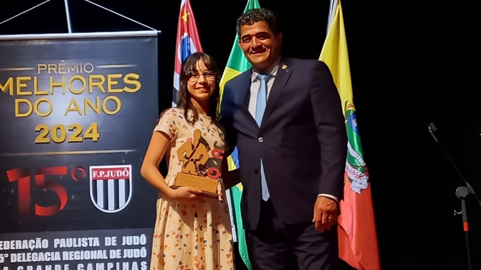 Lavínia Miyuki Iitaka Azarias