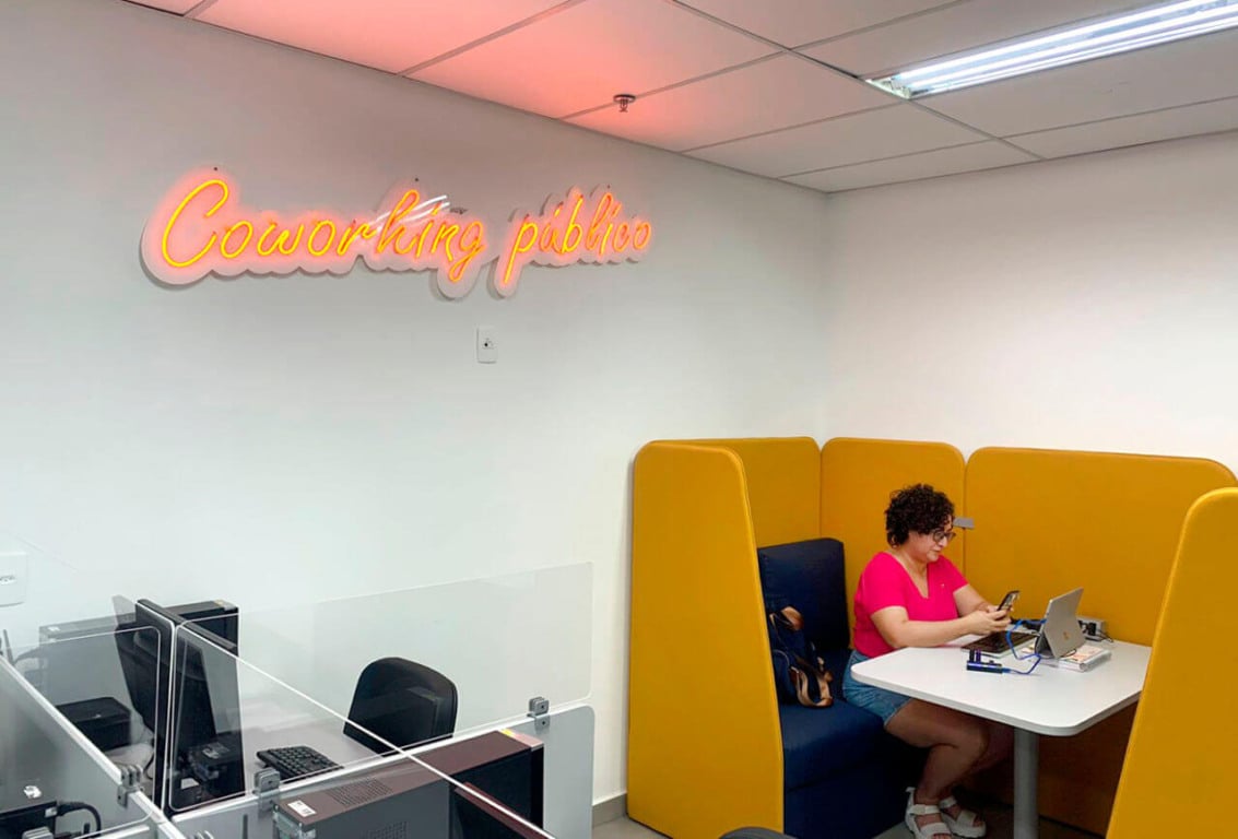coworking gratuito disponível para população no espaço Jundiaí Empreendedora