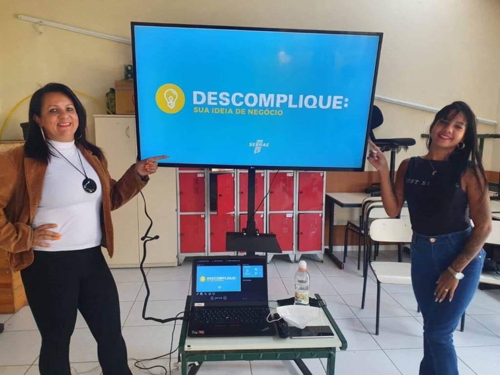 Giovana e Beatriz: mãe e filha em busca de conhecimento