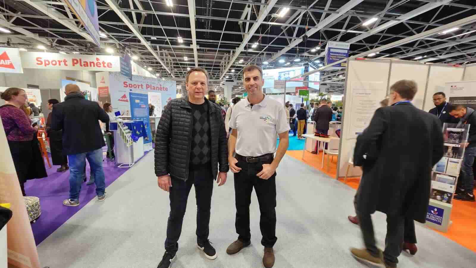 Gestores José Antonio Parimoschi e Cristiano Lopes visitaram feitas para divulgar Jundiaí e agregar tecnologias