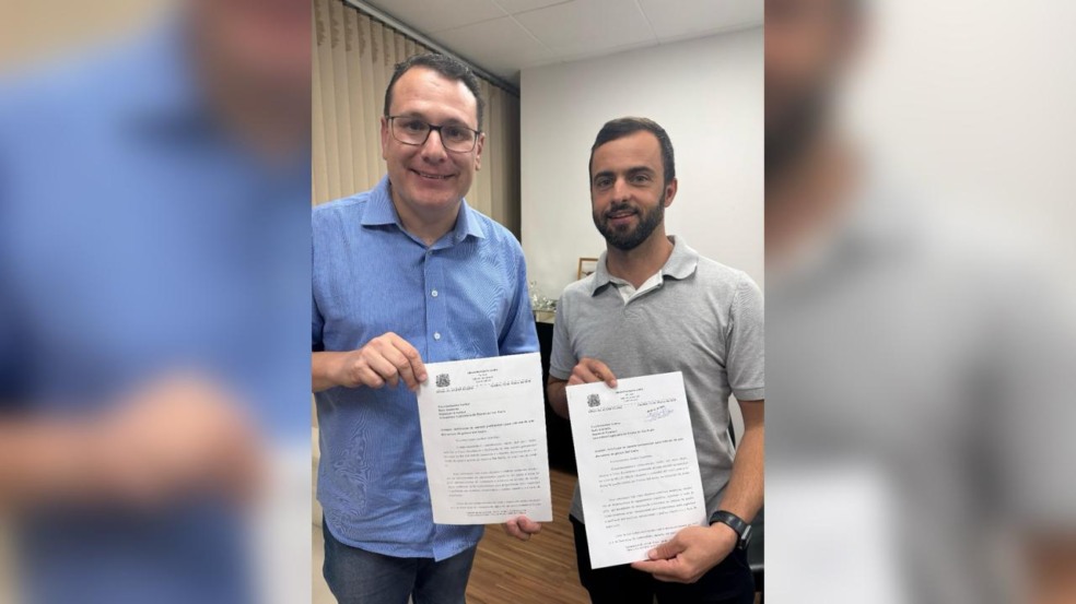 Juninho com deputado.