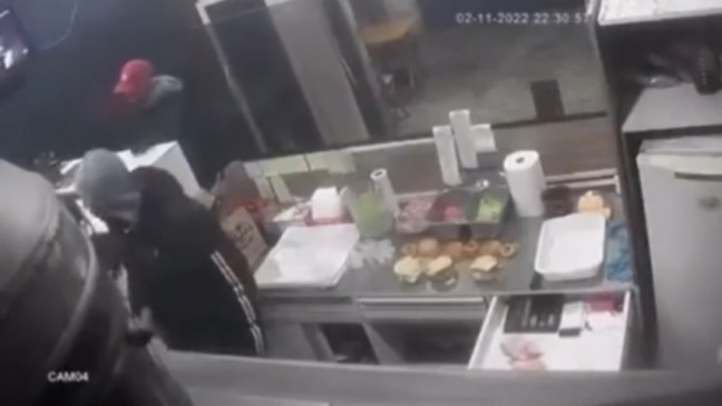 Ladrões roubam hamburgueria