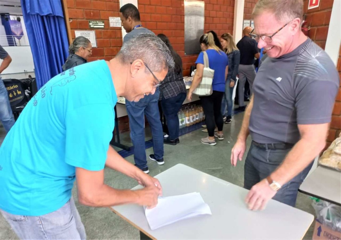 leonardo-abreu-transportes-escolares-compressed