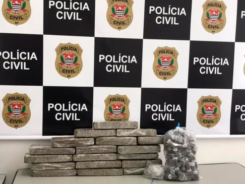 Dise apreende maconha no Jardim São Camilo. (Foto: Divulgação)