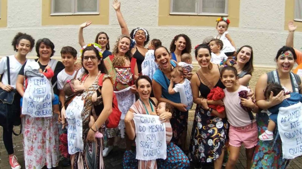 Amamentação em público.