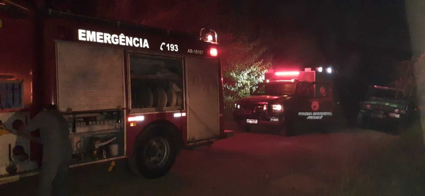 Atendimento dos bombeiros e GMJ