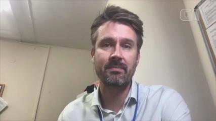 Médico brasileiro se prepara para ser vacinado contra Covid-19 no Reino Unido