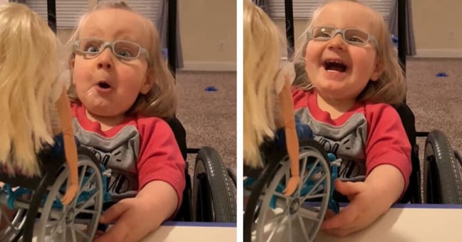 Menina cadeirante ganha Barbie. (Foto: Divulgação)