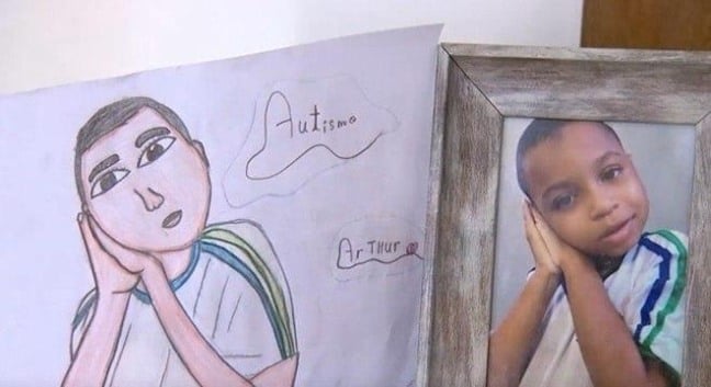 caricatura feita a mão ao lado da foto original