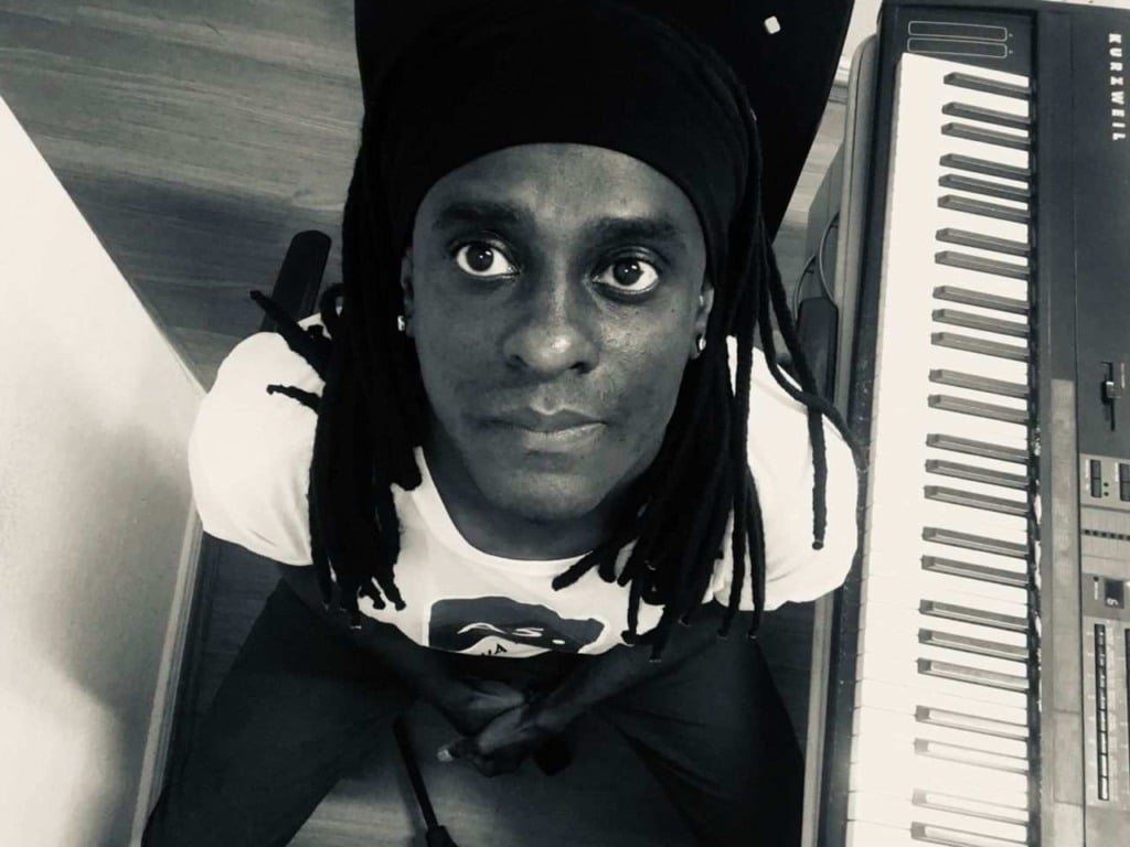 mil-taroba-show-compressed