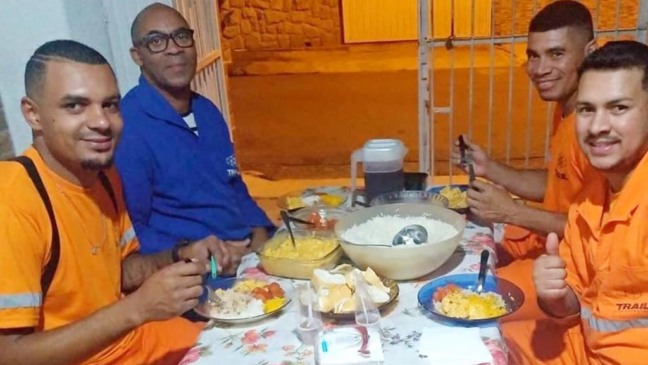 "Eles agradeceram muito a minha mãe por essa noite. Foi muito gratificante", contou a filha (Foto: Arquivo Pessoal)