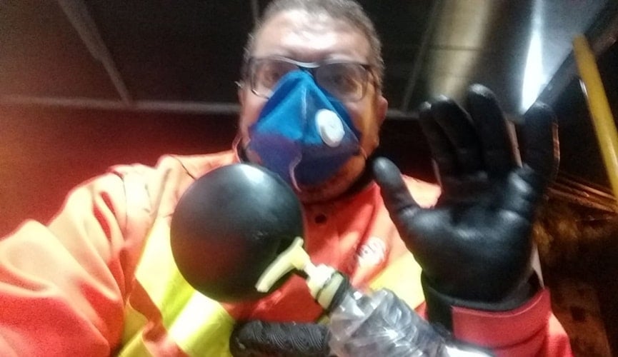 Motoboy equipado para fazer entrega