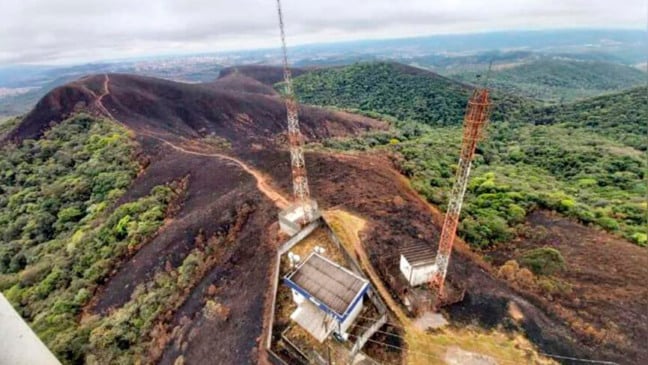 Queimada no Mursa. (Foto: Defesa Civil de Campo Limpo Paulista)