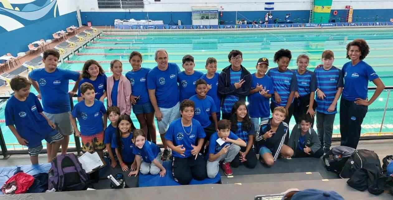 TIME-Jundiaí de natação conquista 35 medalhas e fica com a quarta colocação geral