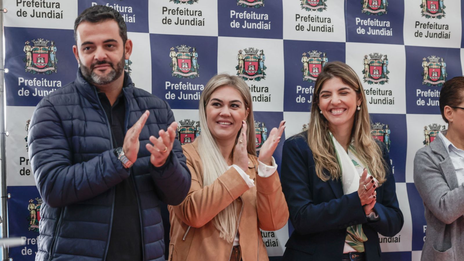 nova quadra poliesportiva medeiros em jundiai