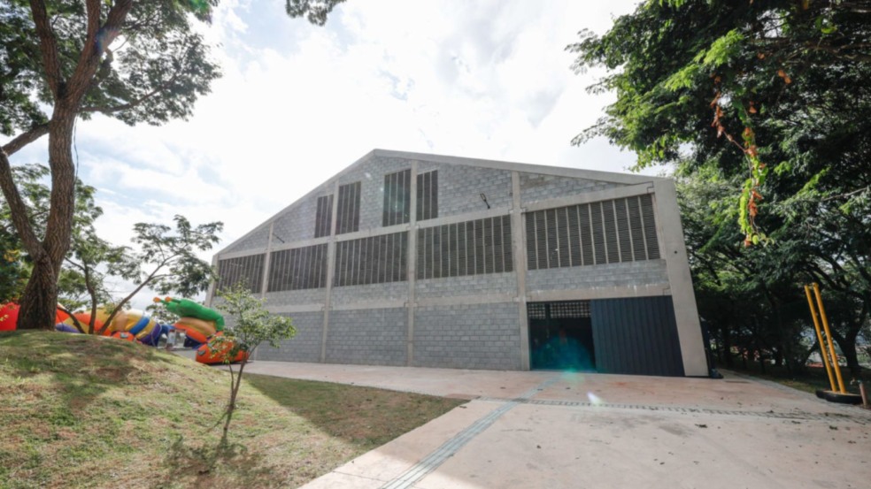 nova quadra poliesportiva medeiros em jundiai