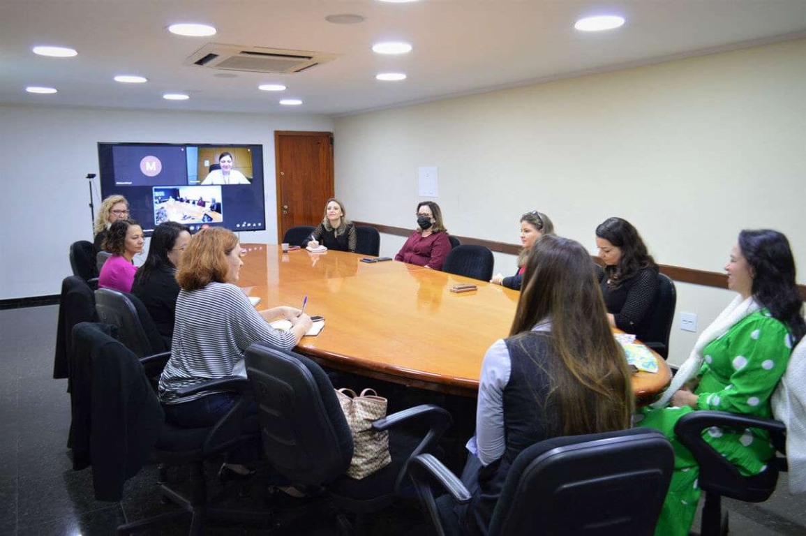 Reunião do Núcleo de Jovens ACE Reunião do Núcleo de Jovens ACE