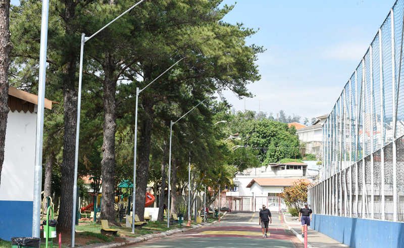 Dal Santo com pedestres