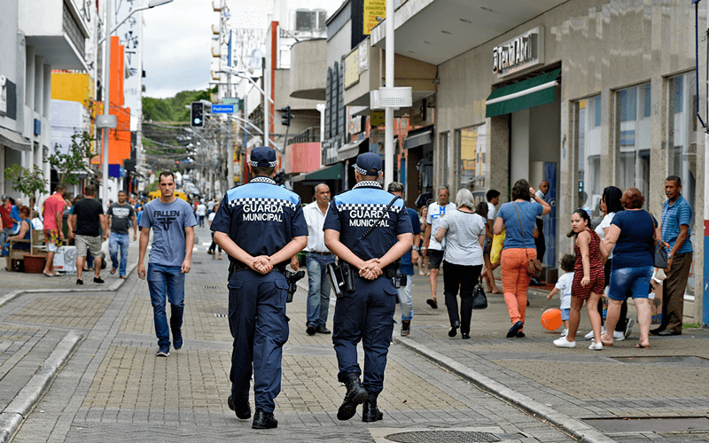 Guardas municipais fazem fiscalização no Centro