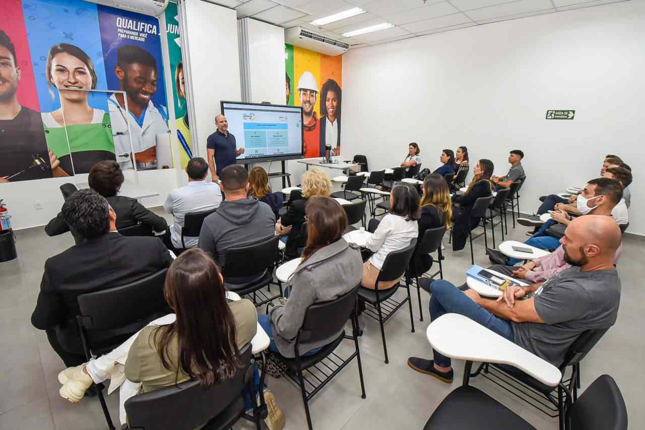 Palestra sobre negócios internacionais